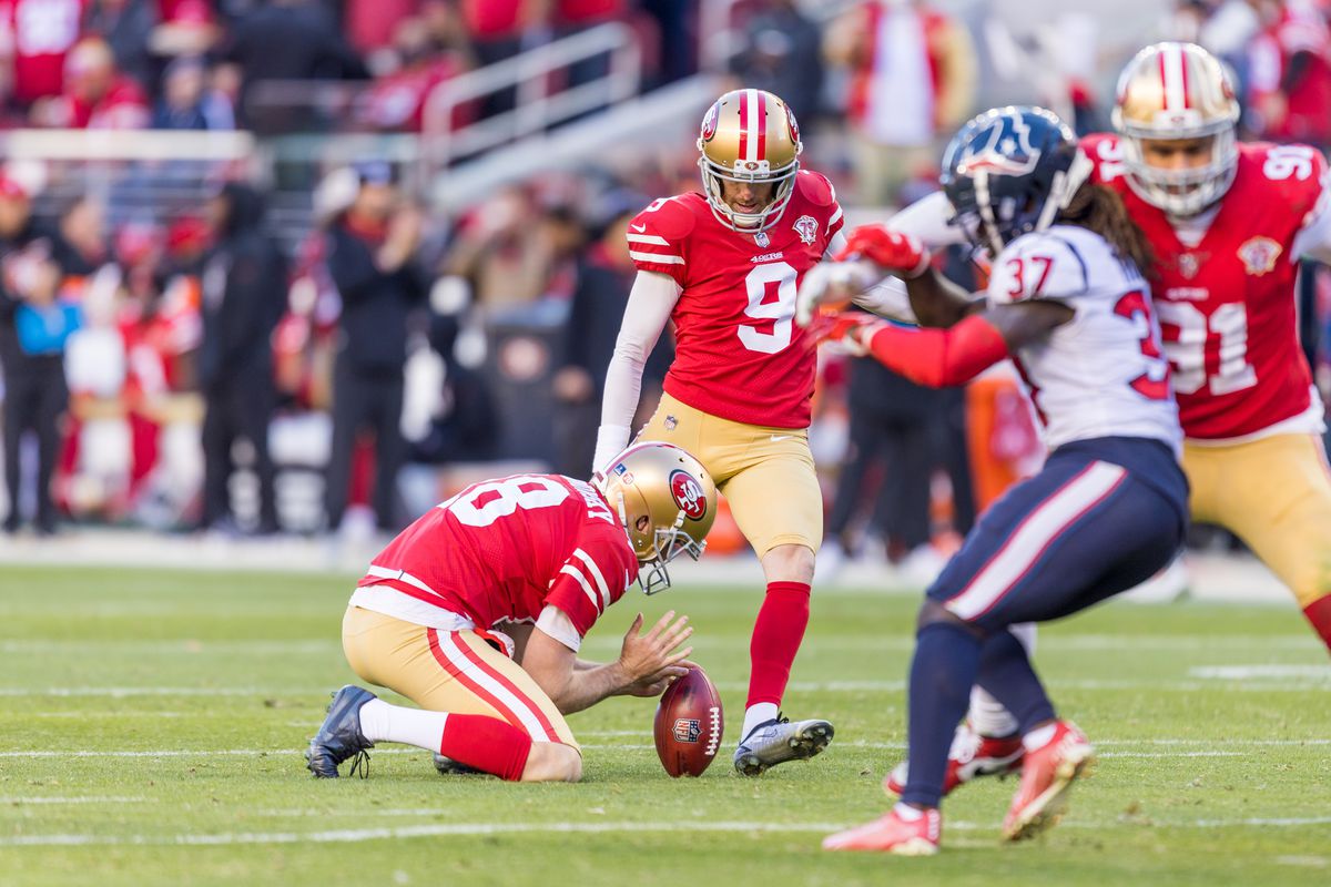 San Francisco 49ers Place Kicker Robbie Gould (9) kicks an extra point during the NFL pro football game between the Houston Texans and San Francisco 49ers on January 2, 2022 at Levis Stadium in Santa Clara, CA.