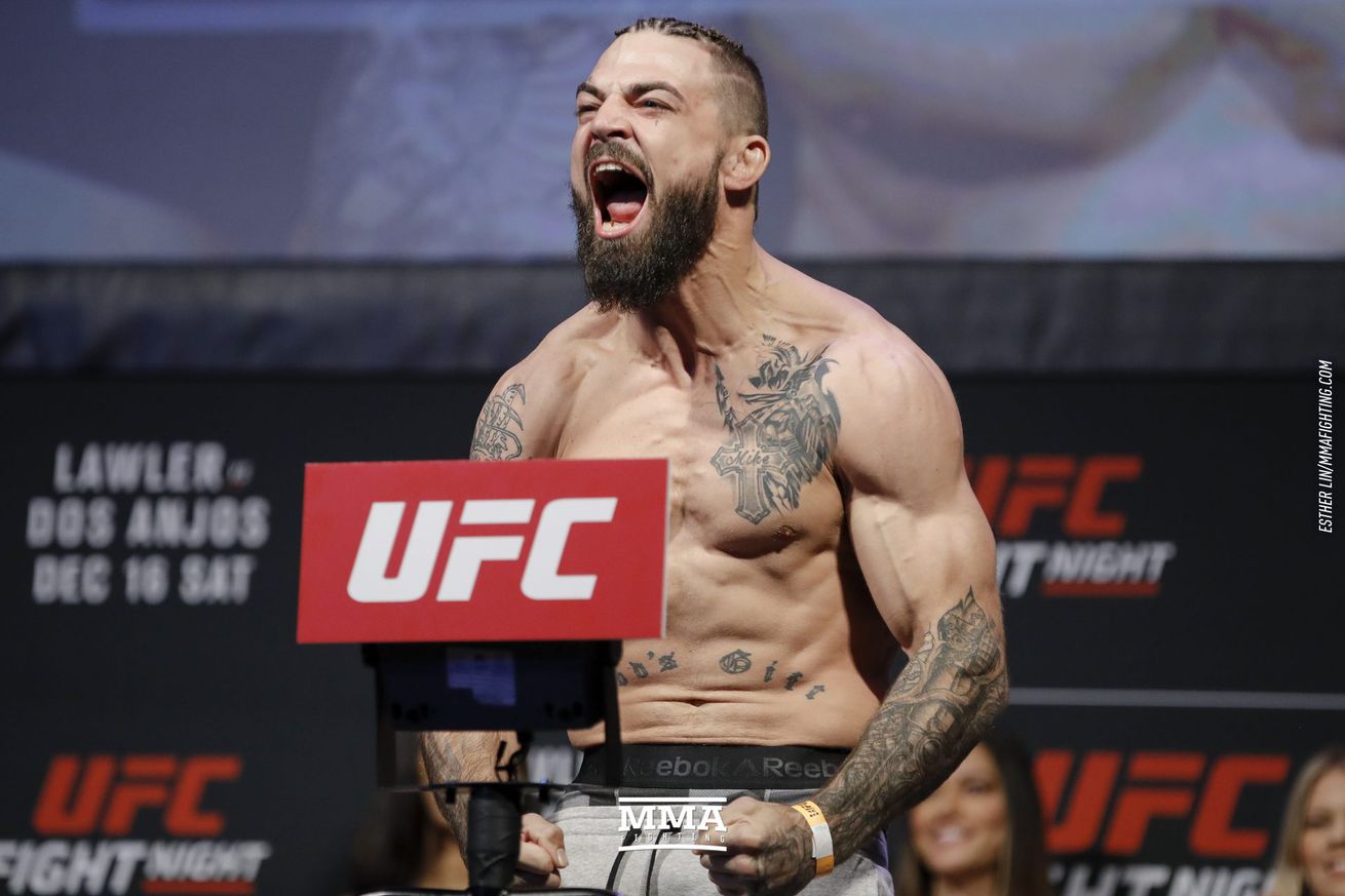 Mike Perry ready to go against Jake Paul if Tommy Fury drops out yet again: ‘I think I’m the tougher fight’