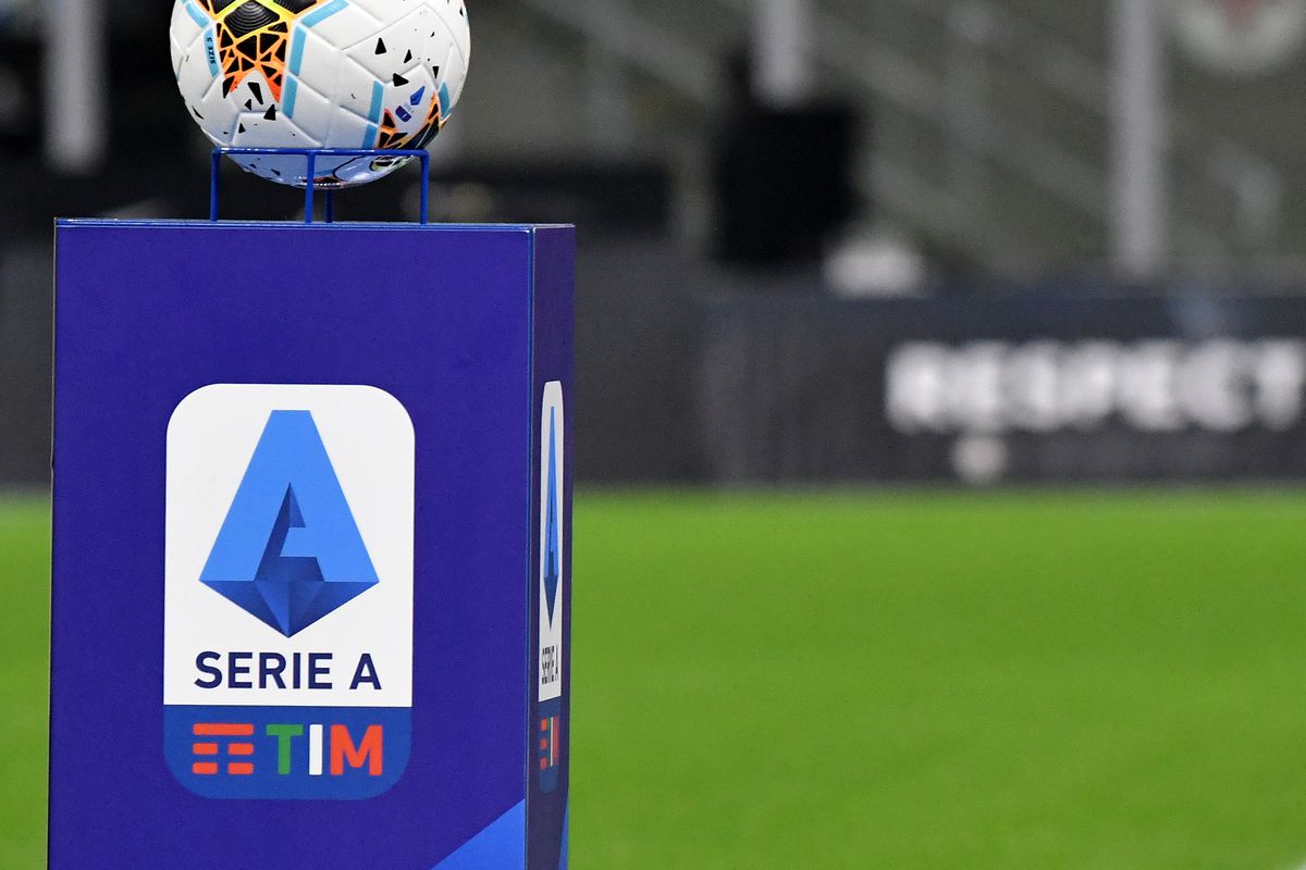 An official Nike Serie A ball over a pedestal with Serie A...