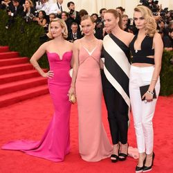 Reese Witherspoon, Kate Bosworth, Stella McCartney, and Cara Delevingne
