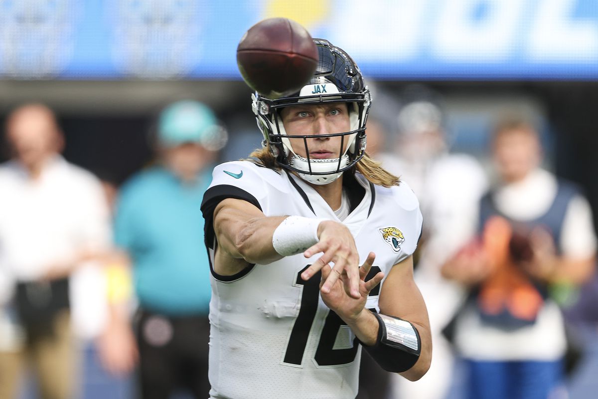 Trevor Lawrence #16 of the Jacksonville Jaguars attempts a pass during the second half against the Los Angeles Chargers at SoFi Stadium on September 25, 2022 in Inglewood, California.