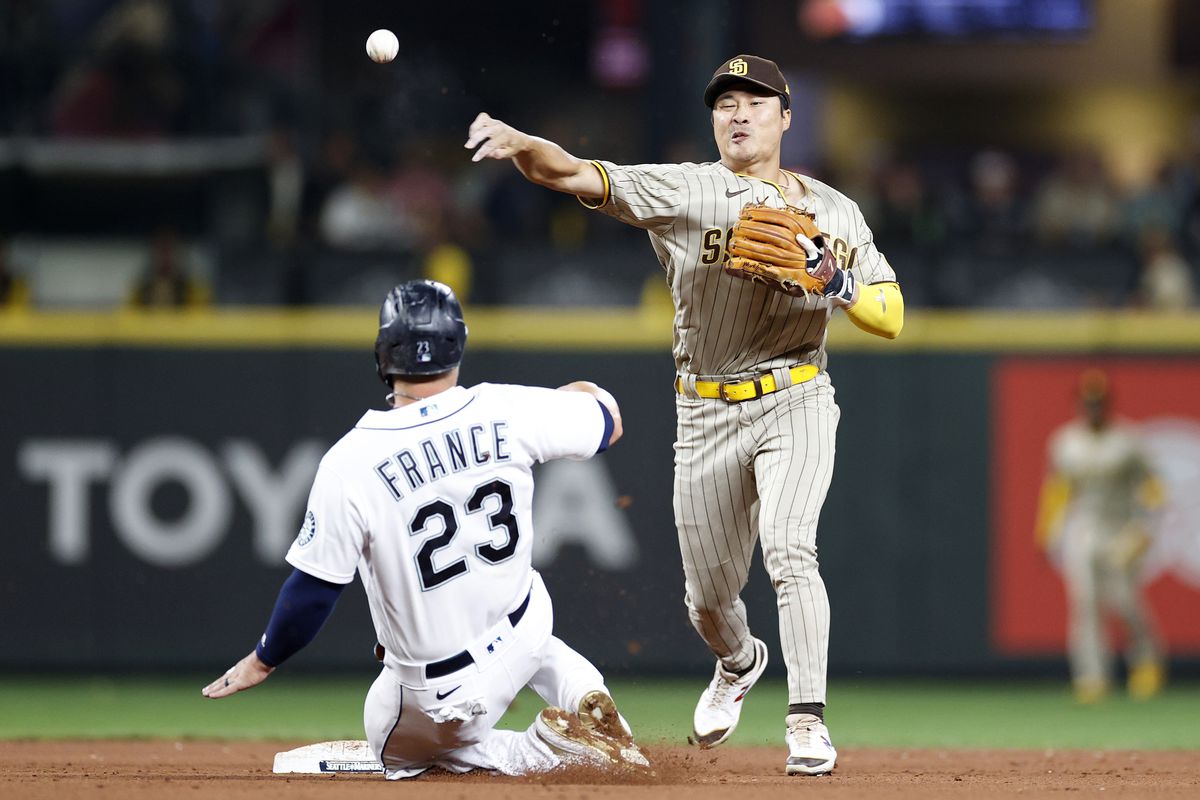 San Diego Padres v Seattle Mariners