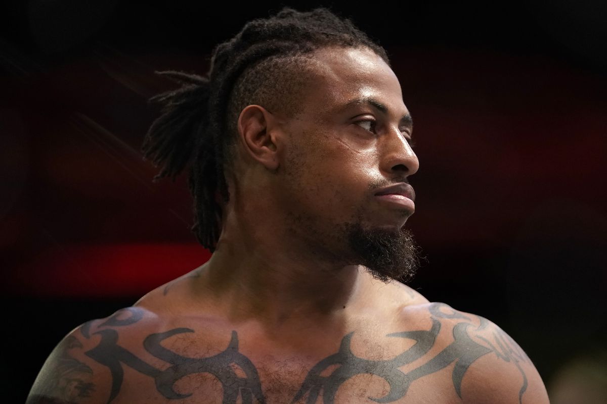 Greg Hardy prepares to fight Marcin Tybura in a heavyweight fight during the UFC Fight Night event at UFC APEX on December 19, 2020 in Las Vegas, Nevada.