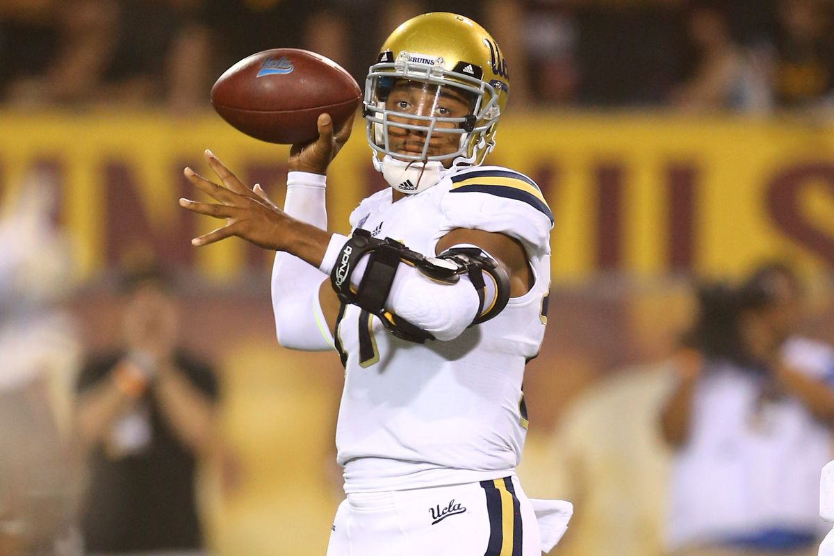 UCLA quarterback and Heisman candidate Bretty Hundley leads his eighth-ranked Bruins against Utah on Saturday.