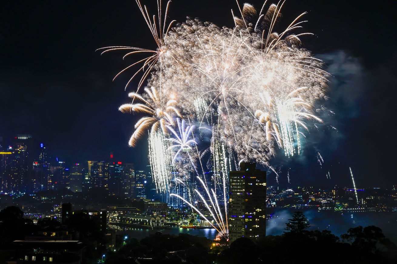 Australians Celebrate New Year’s Eve 2021