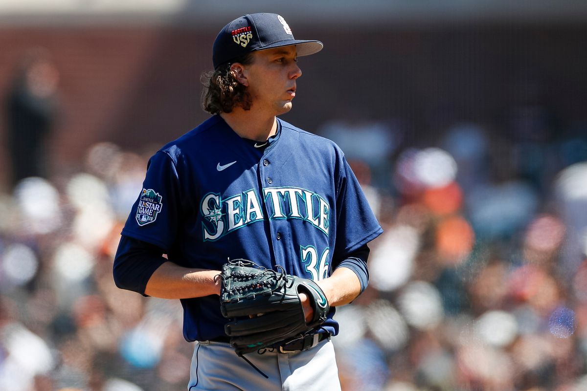 Logan Gilbert of the Seattle Mariners gets set to pitch during a game against the San Francisco Giants at Oracle Park on July 04, 2023 in San Francisco, California.