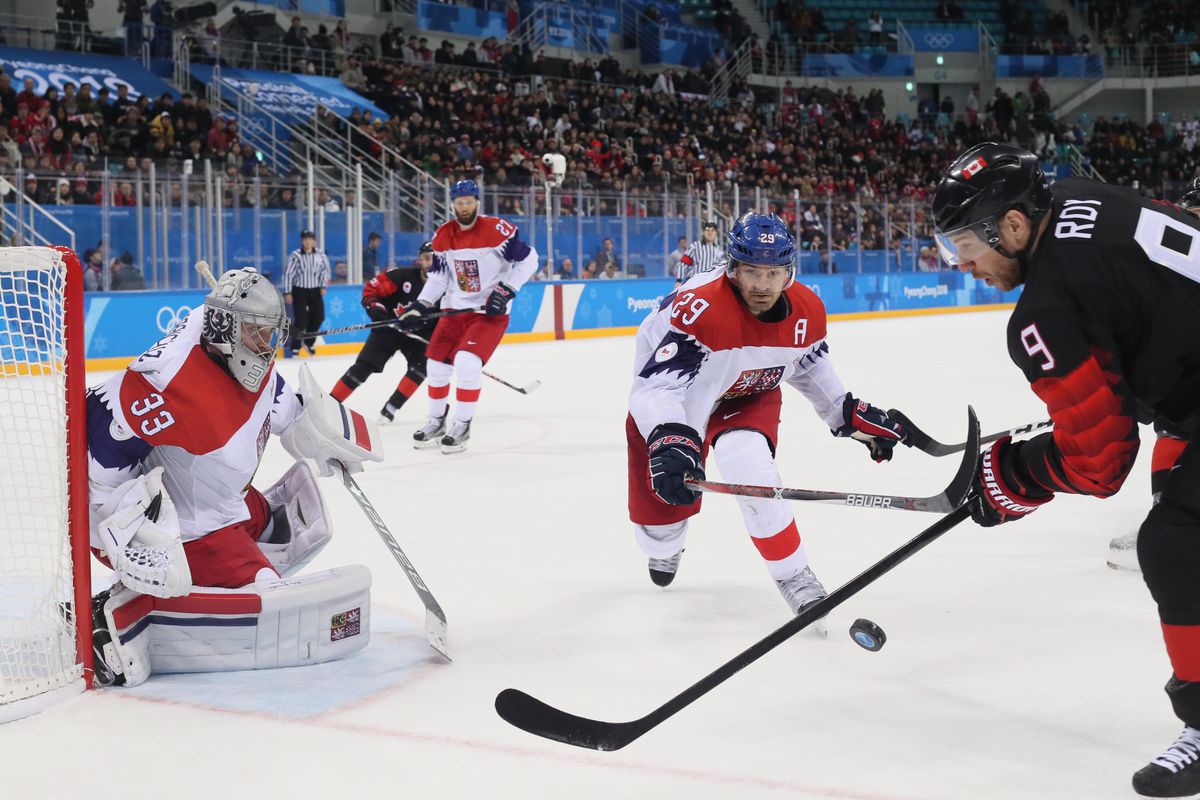 Olympics: Ice Hockey-Men Team Group A - CAN-CZE