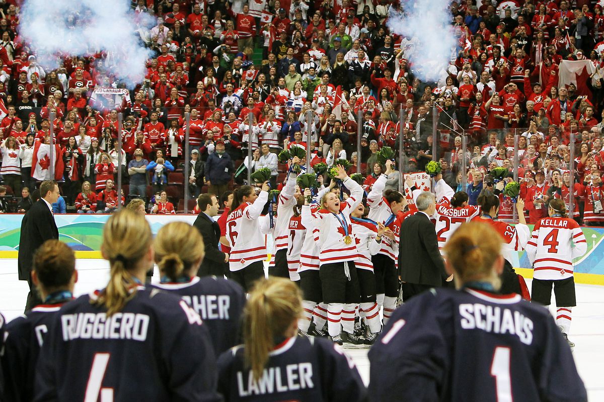 Vancouver 2010 - Ice Hockey - Women’s Finals - Canada vs. USA