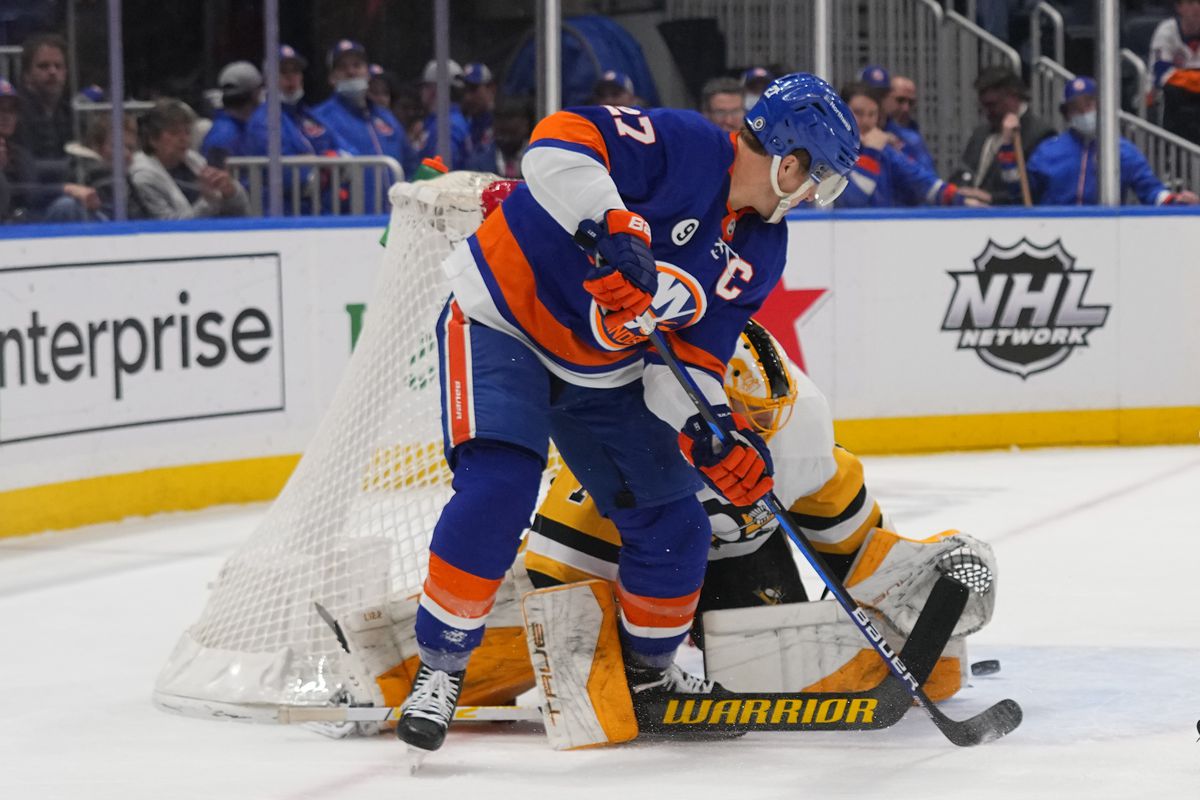 NHL: APR 12 Penguins at Islanders