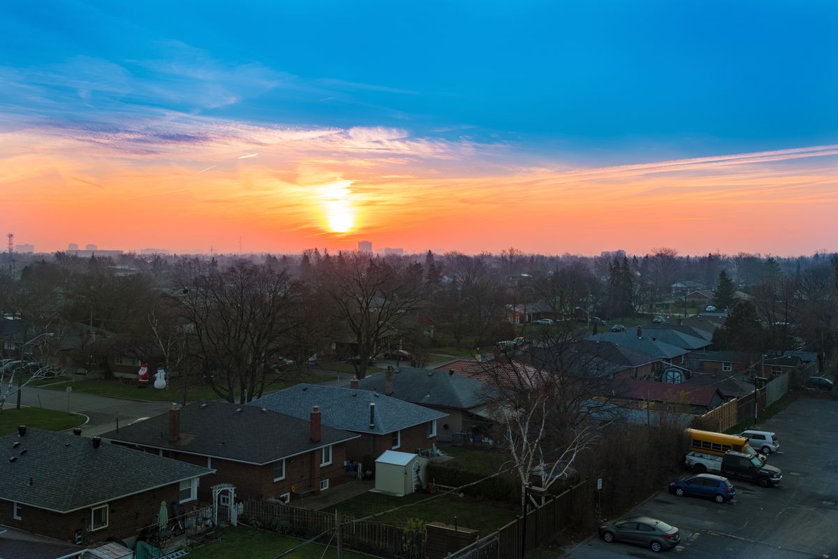 Toronto city beautiful Winter sunrise: 2015 cold season has...