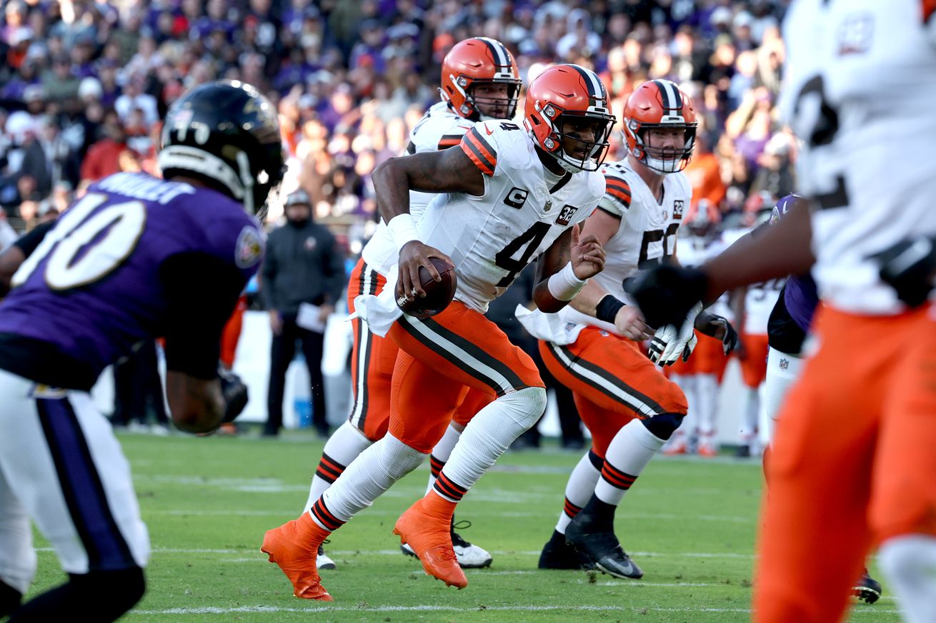 Browns stun Ravens with comeback, win huge AFC North matchup 33-31