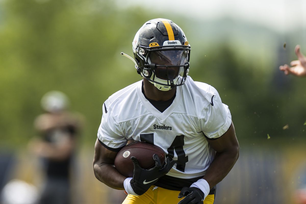 NFL: MAY 24 Pittsburgh Steelers OTA Offseason Workouts