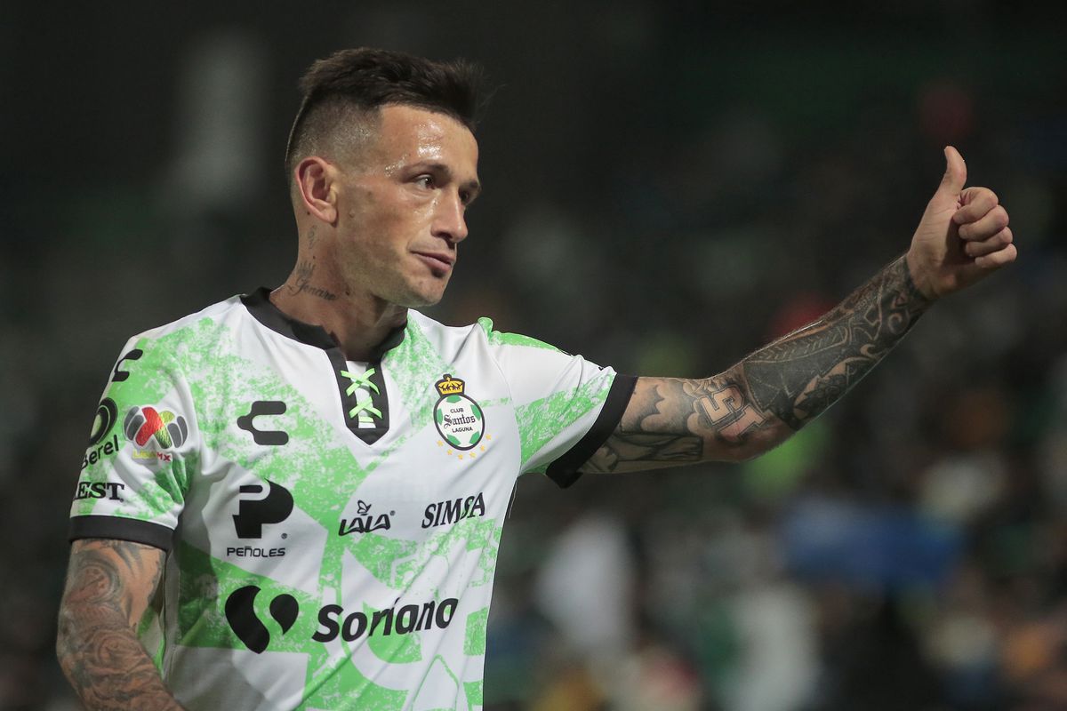 &nbsp;Brian Lozano of Santos reacts during the 1st round match between Santos Laguna and Tigres UANL as part of the Torneo Grita Mexico C22 Liga MX at Corona Stadium on January 8, 2022 in Torreon, Mexico.