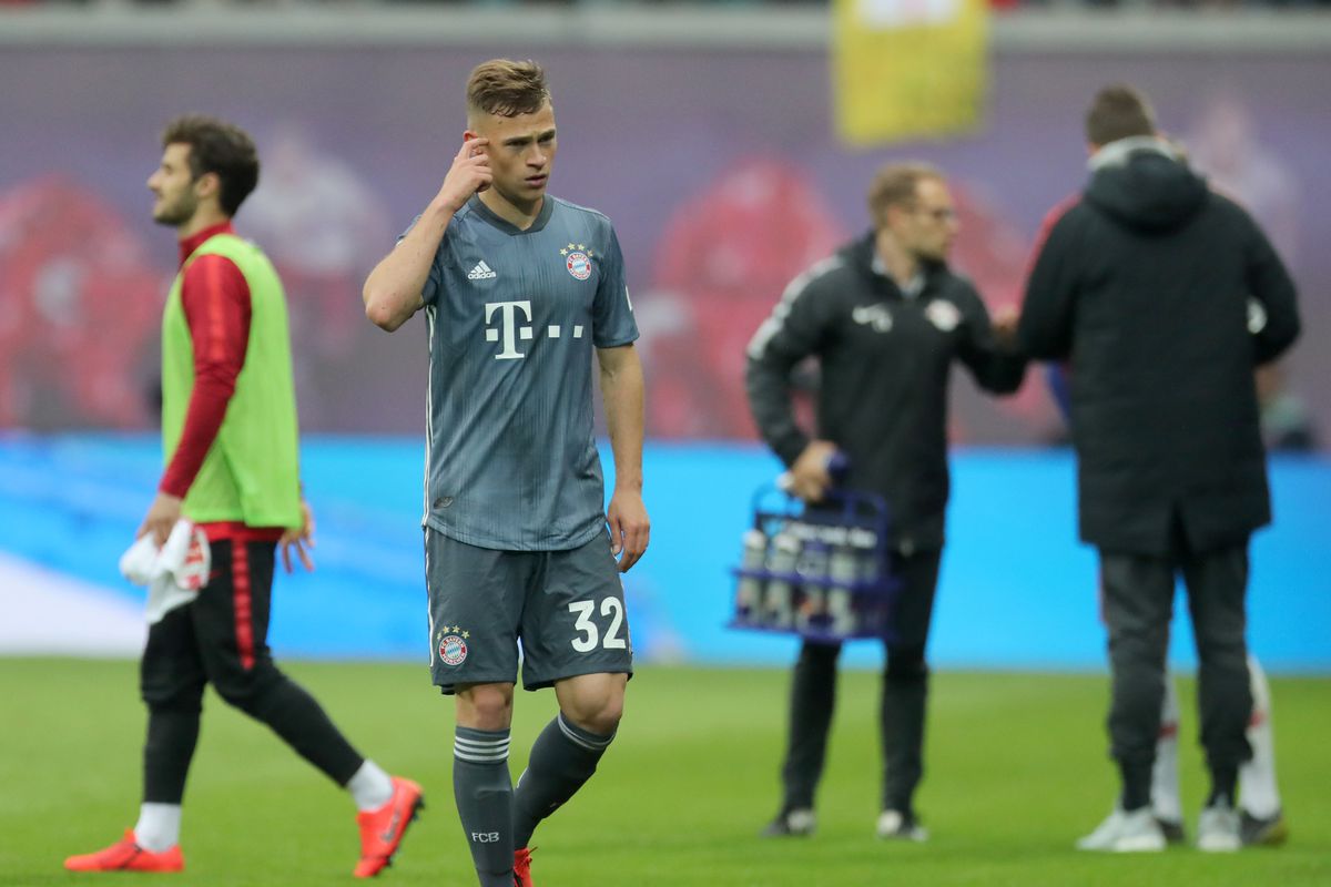 11 May 2019, Saxony, Leipzig: Soccer: Bundesliga, 33rd matchday, RB Leipzig - Bayern Munich in the Red Bull Arena. Joshua Kimmich of Bavaria crosses the pitch after the game.