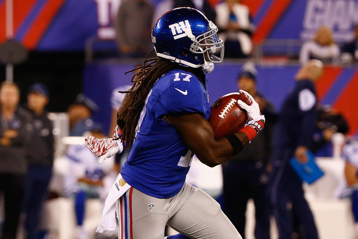 Dwayne Harris returning a kickoff for a touchdown