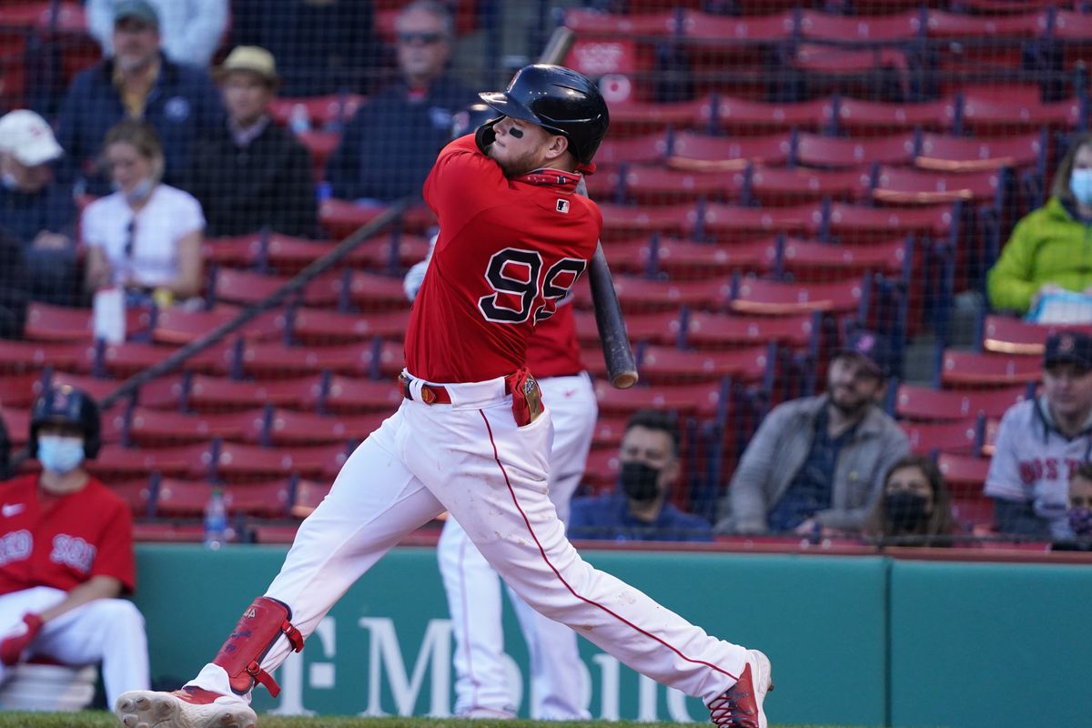 Boston Red Sox center fielder Alex Verdugo gets a hit to drive in two runs against the Detroit Tigers in the eighth inning at Fenway Park.&nbsp;