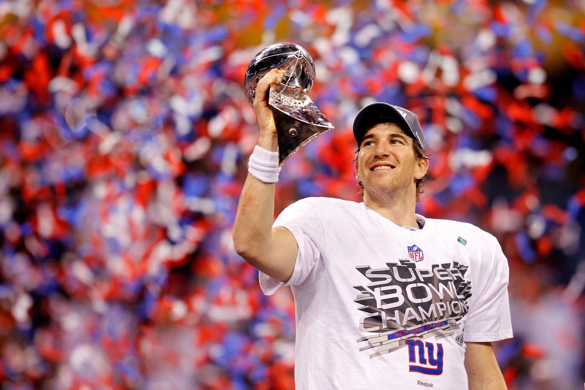 Oddsmakers don't think Eli Manning will get his hands on the Lombardi Trophy in Super Bowl 51
