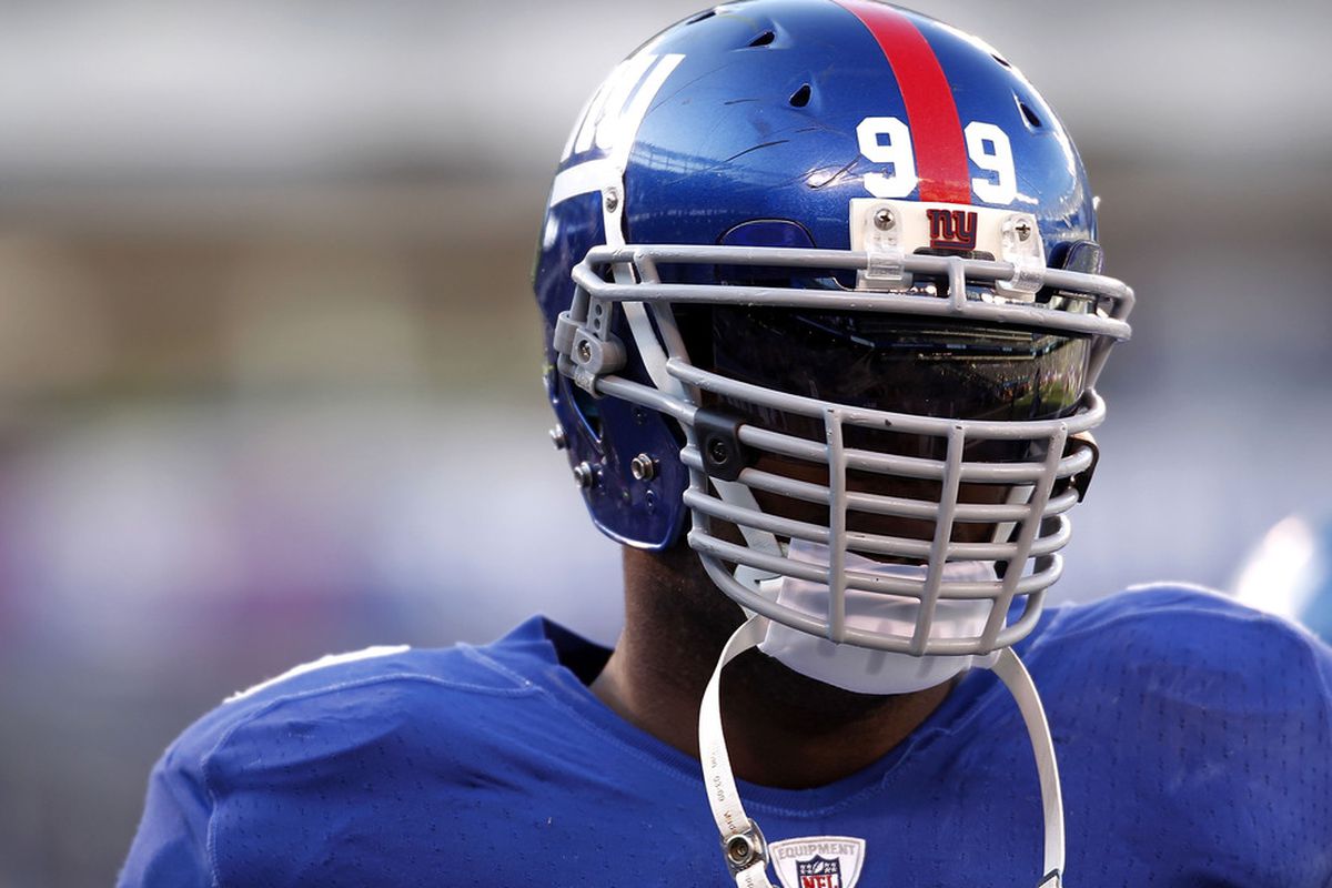 Chris Canty is the leader of the Giants' defensive tackle rotation. (Photo by Jeff Zelevansky/Getty Images)