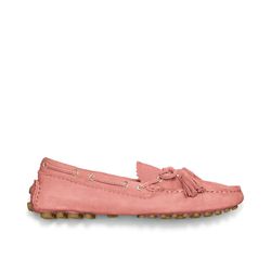 <a href="http://f.curbed.cc/f/Coach_SP_Racked_032813_Nadia">Nadia</a> in coral, $158
