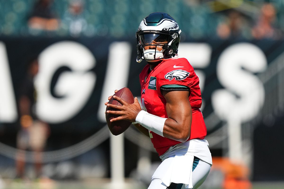 Jalen Hurts of the Philadelphia Eagles looks to pass the ball during Training Camp at Lincoln Financial Field on August 9, 2023 in Philadelphia, Pennsylvania.