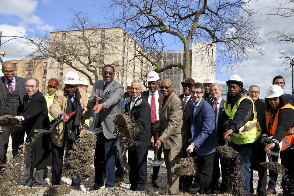 Mayor Rahm Emanuel and other officials broke ground for the Jewel-Osco coming to Woodlawn, at 61st &amp; Cottage Grove on March 7, 2018. | Photo: Brooke Collins