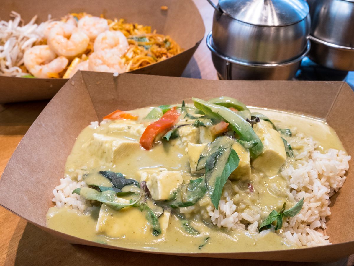 green curry and shrimp pad Thai at 55 Thai Kitchen