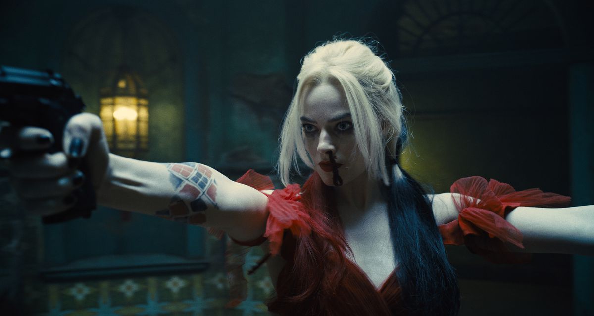 Harley Quinn spins around with her guns in The Suicide Squad