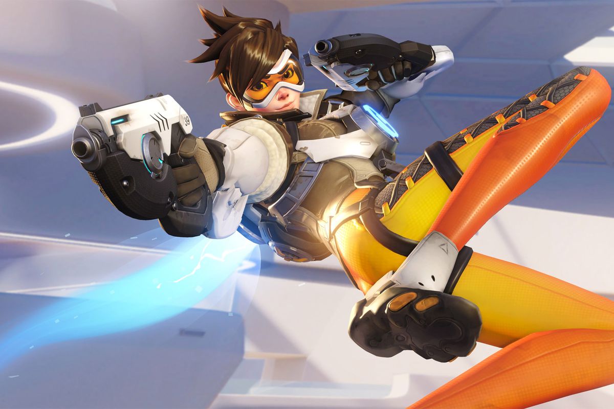 Overwatch’s Tracer points her guns in a piece of key artwork