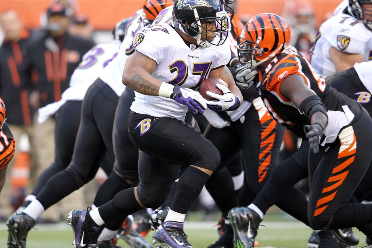 CINCINNATI, OH - JANUARY 01:  Ray Rice #27 of the Baltimore Ravens runs with the ball during the NFL game against  the Cincinnati Bengals at Paul Brown Stadium on January 1, 2012 in Cincinnati, Ohio.  (Photo by Andy Lyons/Getty Images)
