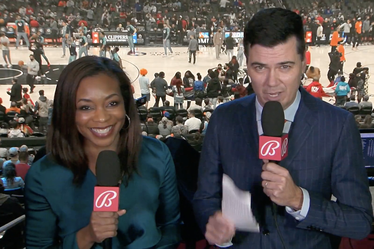 Kristina Pink and Brian Sieman broadcast a Clippers home contest against th...