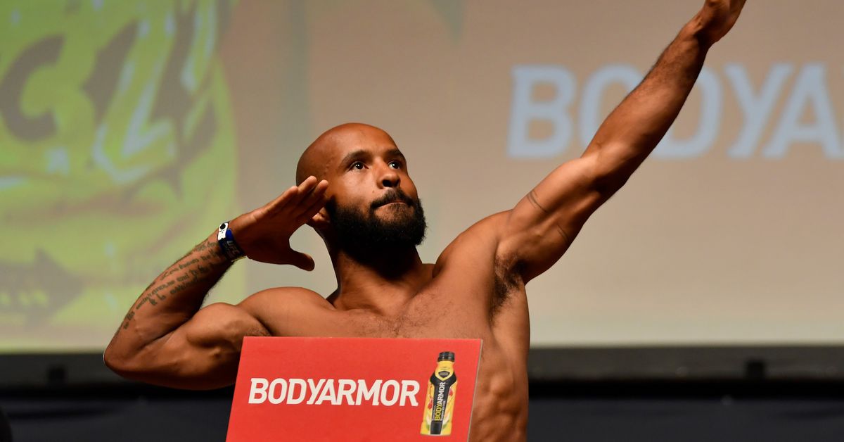 ‘Mighty Mouse’ believes he’s ‘one of the best FWs’ despite closing door on 125 pounds