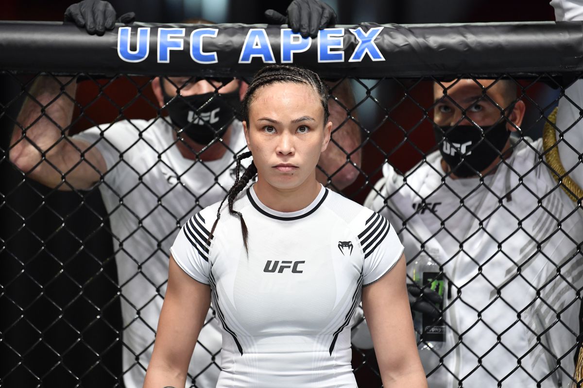 Michelle Waterson before her fight against Marina Rodriguez. 