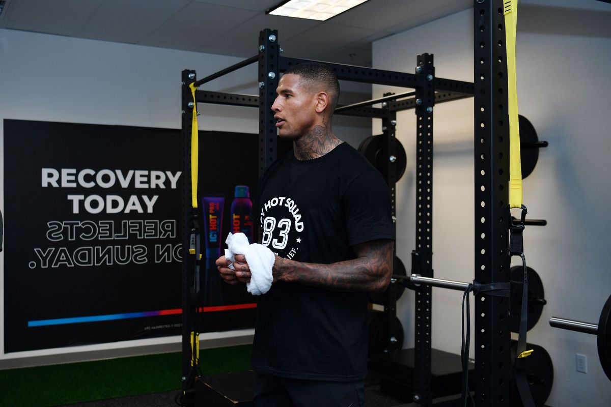 Darren Waller’s Icy Hot PRO Recovery Day