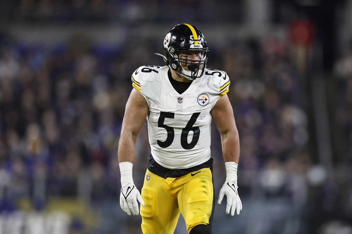 Alex Highsmith #56 of the Pittsburgh Steelers lines up during an NFL football game between the Baltimore Ravens and the Pittsburgh Steelers at M&amp;T Bank Stadium on January 01, 2023 in Baltimore, Maryland.