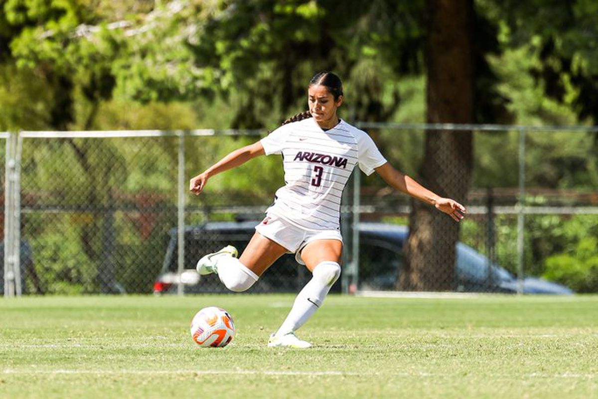arizona-soccer-former-defender-angela-baron-called-up-colombian-womens-world-cup-team