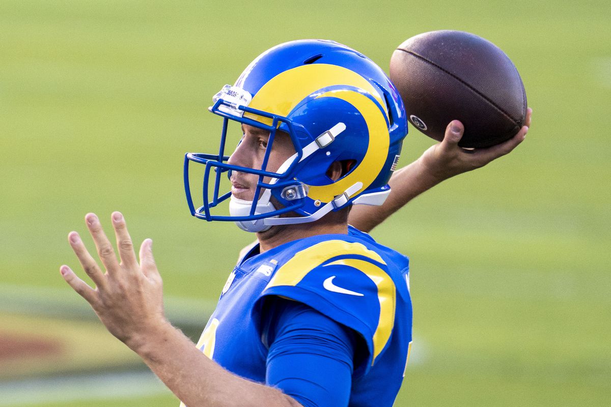 Los Angeles Rams quarterback Jared Goff (16) warms up before the game against the San Francisco 49ers at Levi’s Stadium.