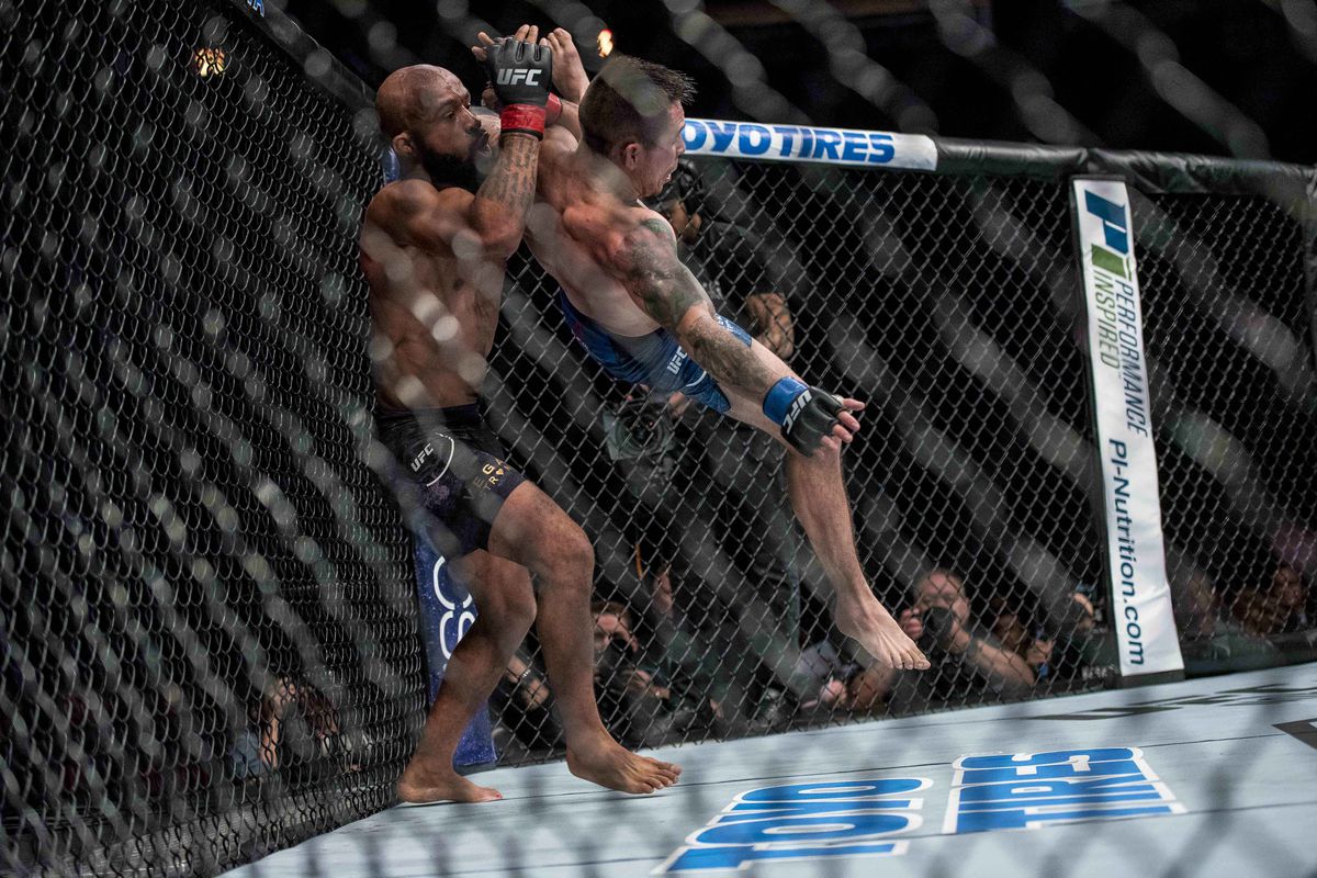 UFC 216 video: Demetrious Johnson tosses Borg in the air, locks armbar before he lands - Bloody Elbow