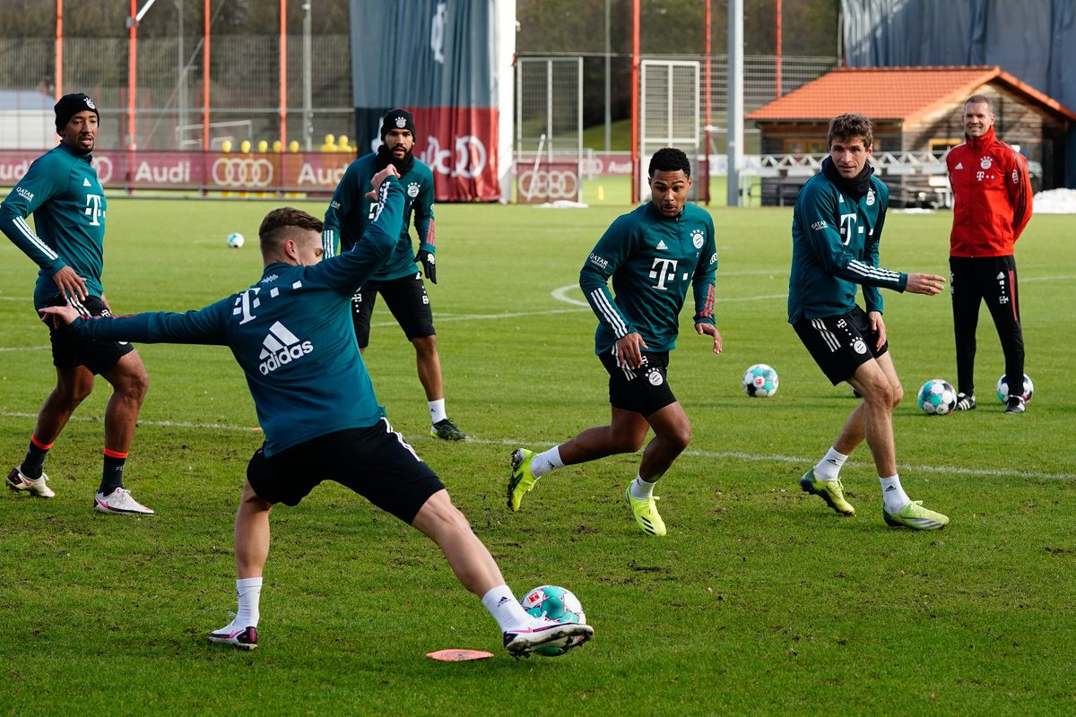 FC Bayern Muenchen Training Session And Press Conference