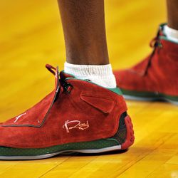Ray Allen wore the Air Jordan XVIII with his name on them. He eventually switched at halftime