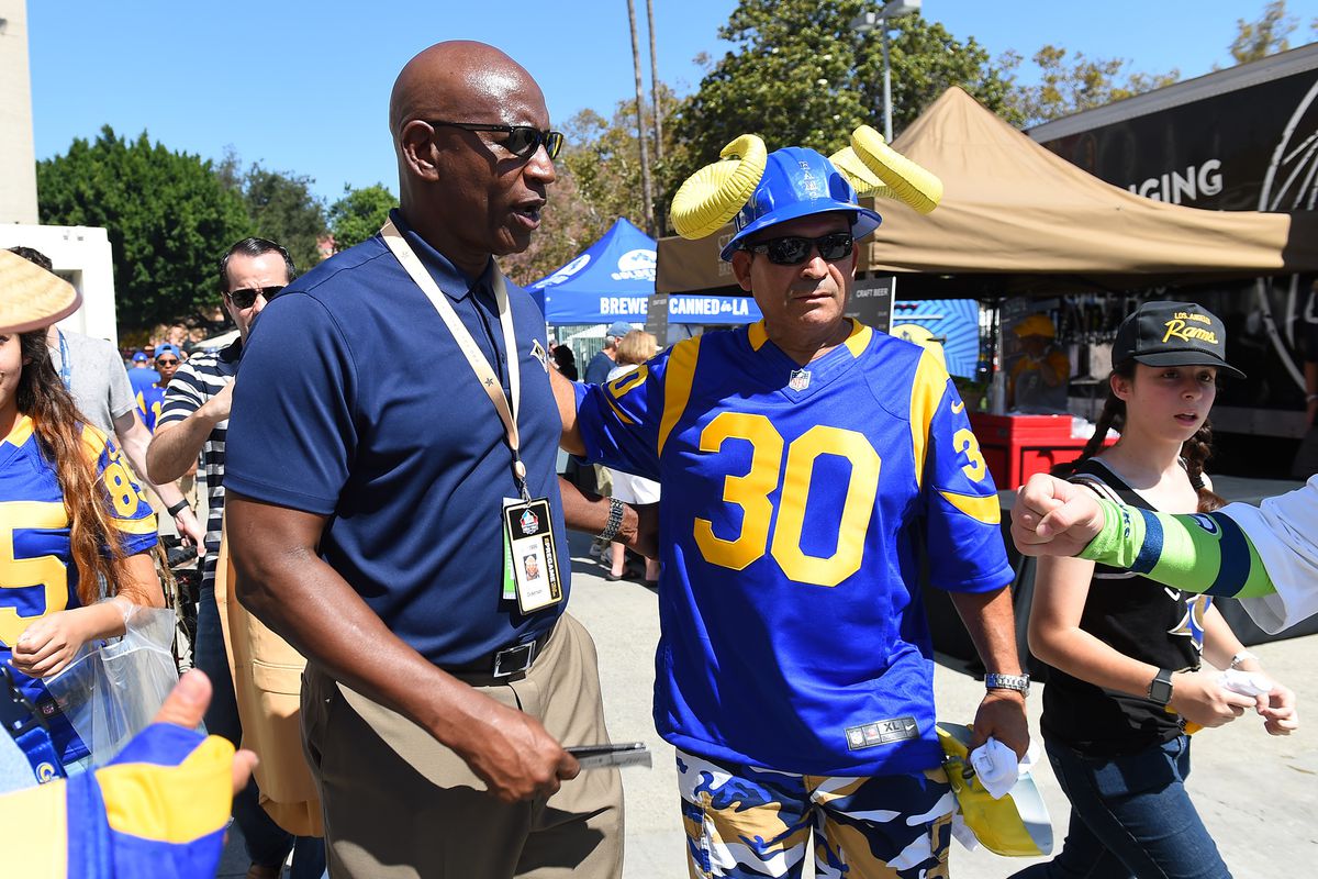 Former Los Angeles Rams RB Eric Dickerson