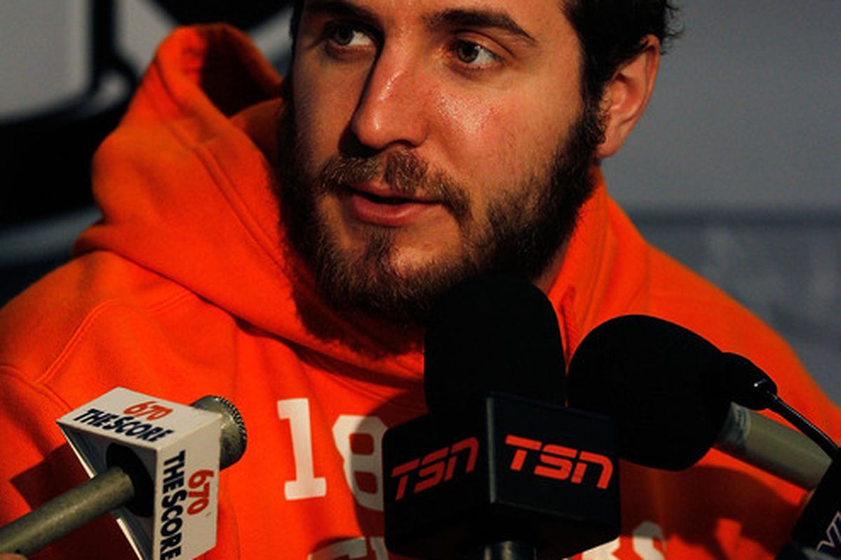 CHICAGO - MAY 27: Mike Richards of the Philadelphia Flyers answers reporters questions during Stanley Cup media day at the United Center on May 27, 2010 in Chicago, Illinois. (Photo by Jonathan Daniel/Getty Images)