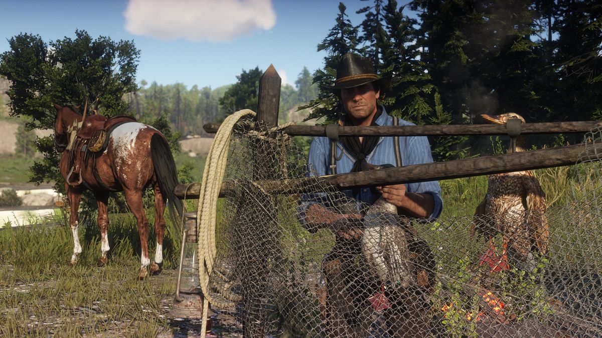 Red Dead Redemption 2 - Arthur Morgan hanging ducks on a fence