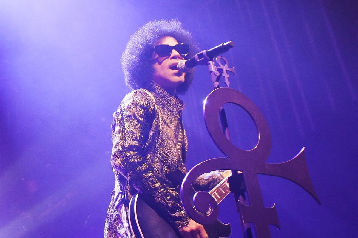 Listen to a free Prince concert, live on Tidal this weekend - The Verge