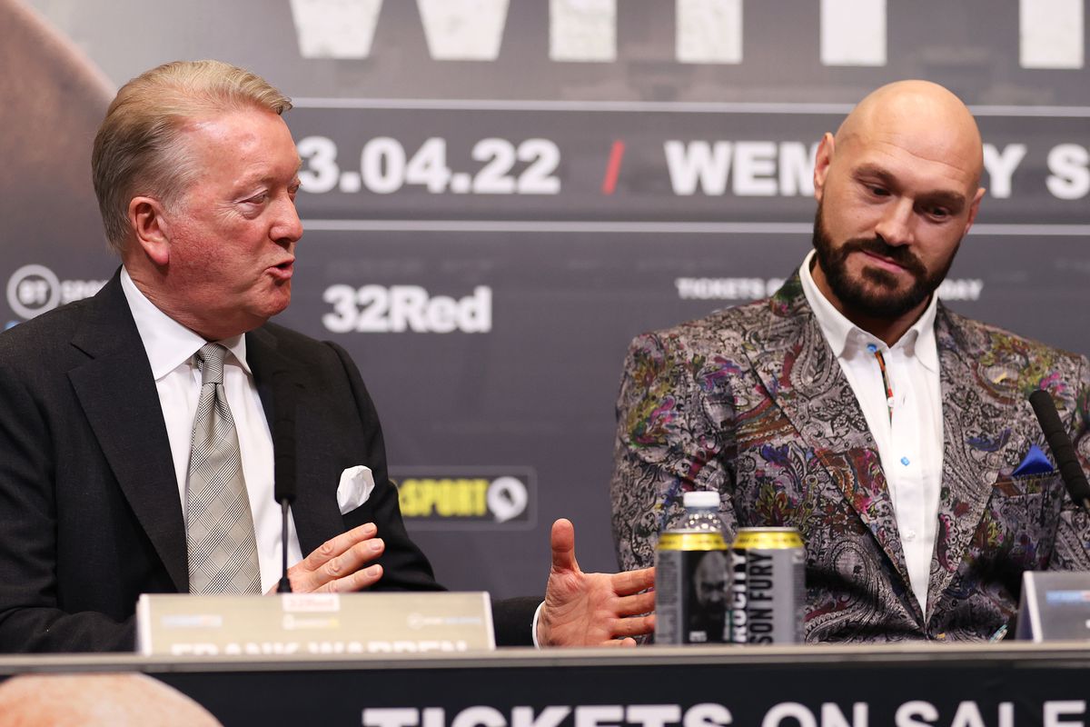 Frank Warren claims Oleksandr Usyk is liable to look from help from officials.