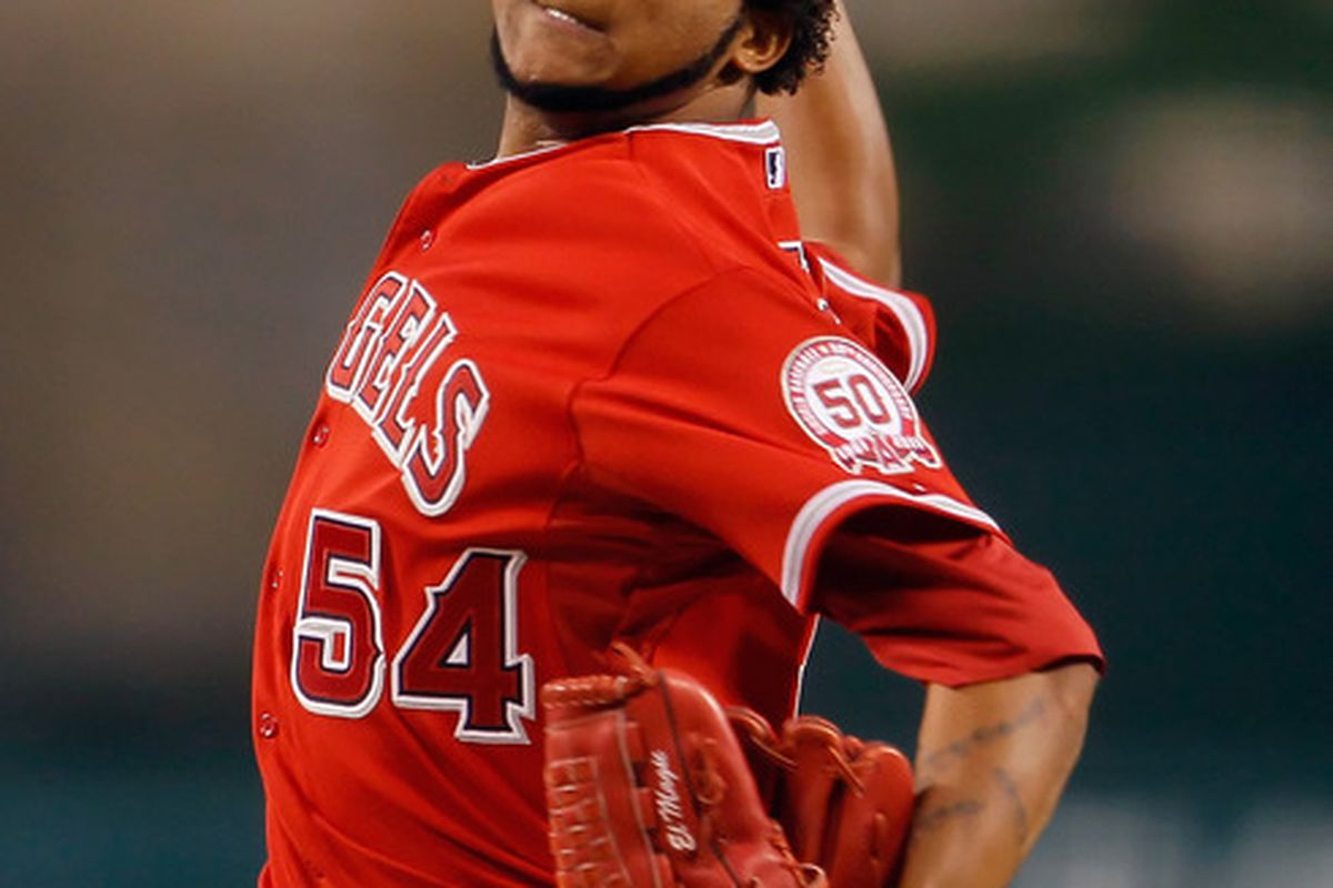 ANAHEIM, CA - SEPTEMBER 06:  Ervin Santana #54 of the Los Angeles Angels of Anaheim pitches against the Seattle Mariners in the first inning at Angel Stadium of Anaheim on September 6, 2011 in Anaheim, California.  (Photo by Jeff Gross/Getty Images)