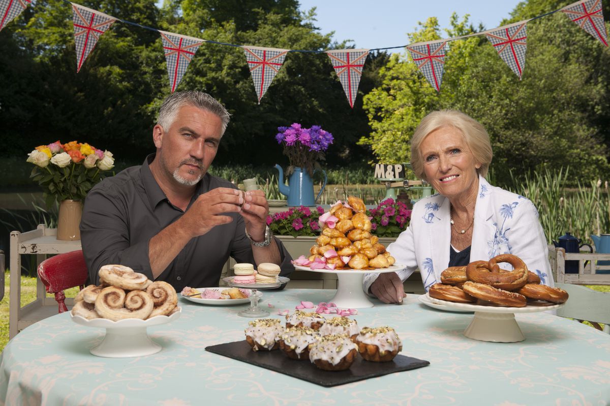 Judges Paul and Mary on the bake-off set