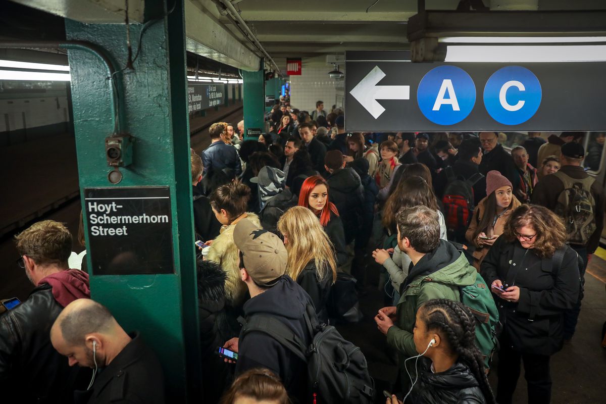Incident On NYC’s Subway Snarls Morning Commute Into Manhattan