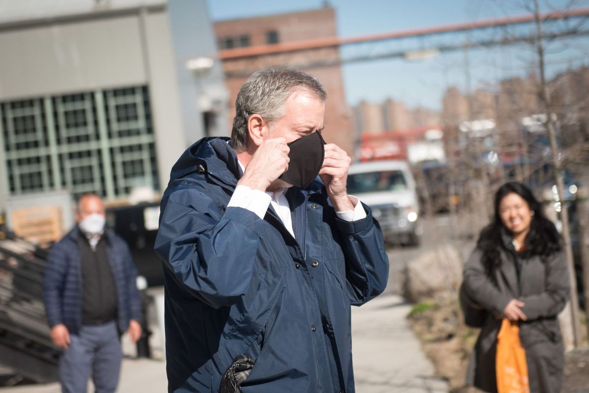 Mayor Bill de Blasio tours coronavirus supplies manufacturing at the Brooklyn Navy Yard on Monday, April 6, 2020.