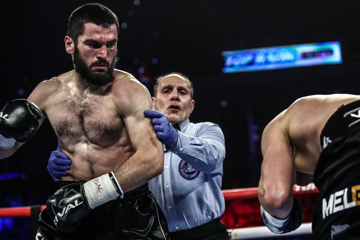 Light heavyweight world title unification boxing bout Beterbiev vs Gvozdyk in Philadelphia, US