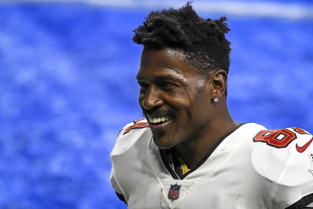 Antonio Brown #81 of the Tampa Bay Buccaneers smiles after the game against the Detroit Lions at Ford Field on December 26, 2020 in Detroit, Michigan.